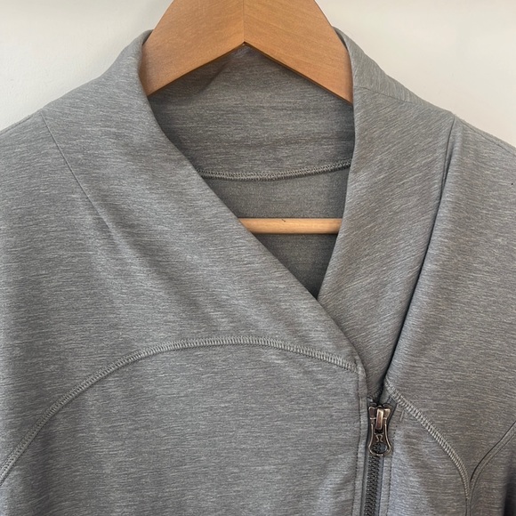 Lululemon Precision Jacket - Picture 4 of 6
